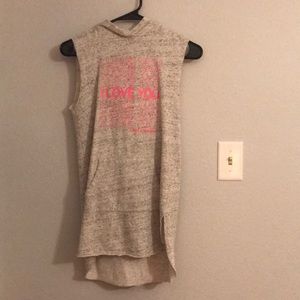 A mostly gray dress,